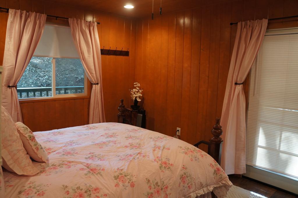 Bandy Canyon Ranch Hotel Ескондидо Стая снимка